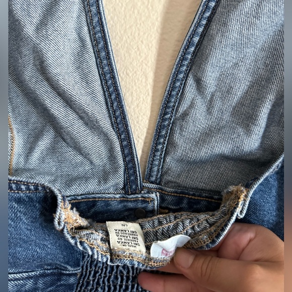 Levis denim Daisy halter top - Picture 5 of 8